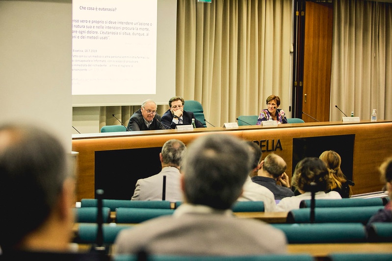 Pegoraro nuovo presidente Pontificia Accademia Vita. Partecipò alla nostra Scuola di Bioetica: in prima linea contro l'eutanasia 1